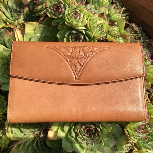 ROLFS Genuine Leather Floral Tooled Wallet - Picture 1 of 11